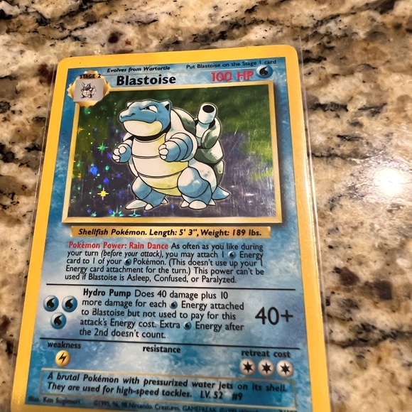 Holo Blastoise - Pokémon Card - 2/102 - Picture 3 of 4